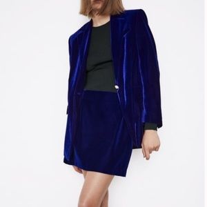 Zara velvet 2 piece suit size medium 2 pieces blazer and skirt
